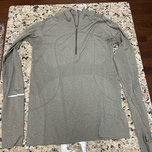 Lululemon run swiftly long sleeve 1/4 zip